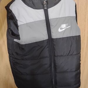 Nike Kids Black and Gray Puffer Vest